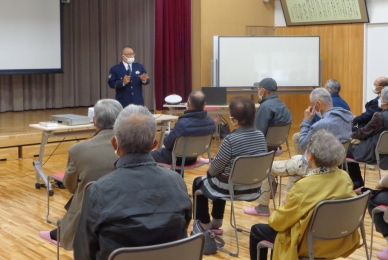 丸亀警察署の交通安全の講話
