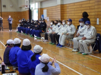 ９時より開式。５年生児童とコミュニティ防災部・消防団第１７分団・市保健師