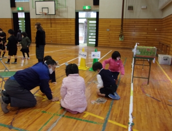めんこは返し方が難しくコツを教わります