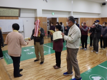 準優勝は混成チームです。おめでとうございます！