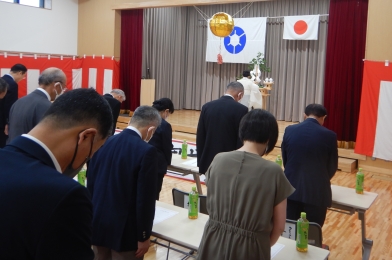 公園の安全を祈願して神事を行いました