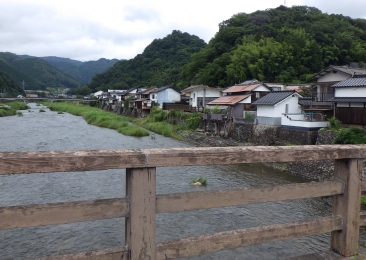 川と共に栄えた街並み