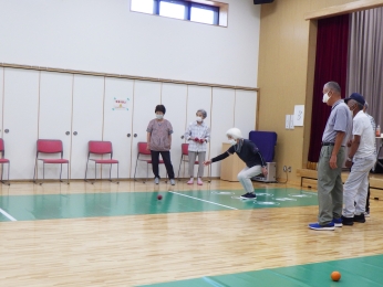 楽しみながらも真剣な空気が漂います。