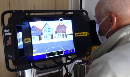 自転車シミュレーター。